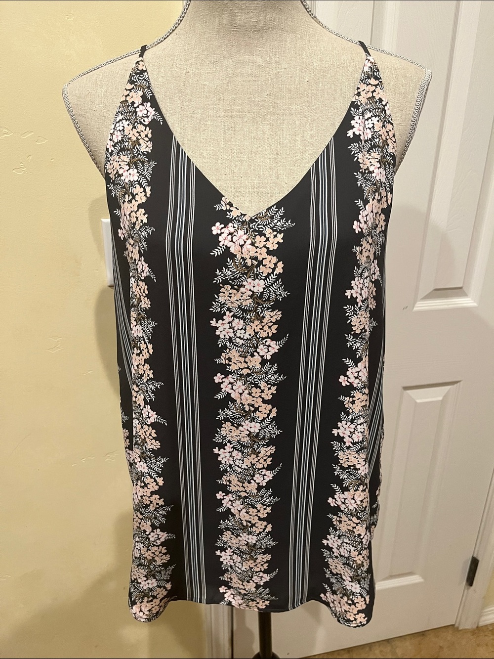 LOFT Gray Floral Stripe V-Neck Cami